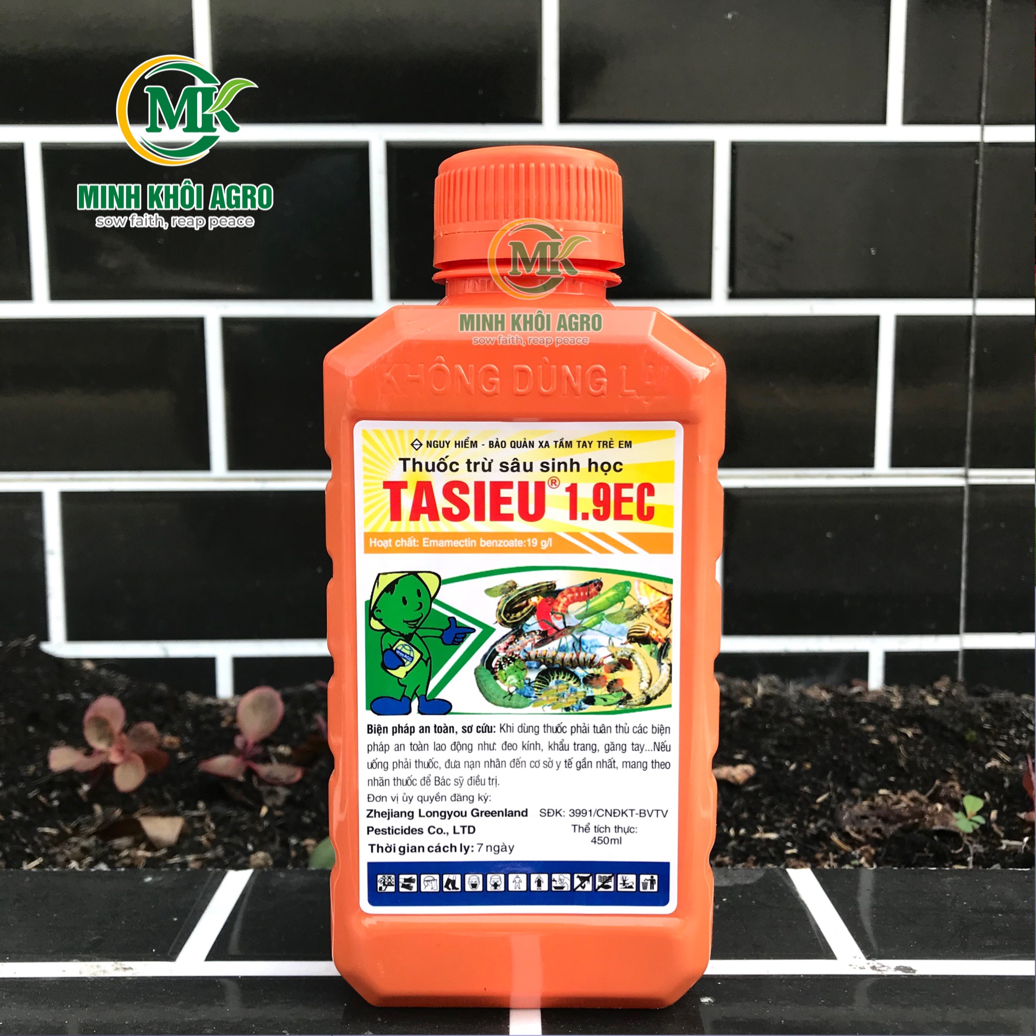 Thuốc trừ sâu Tasieu 1.9EC - Chai 450ml